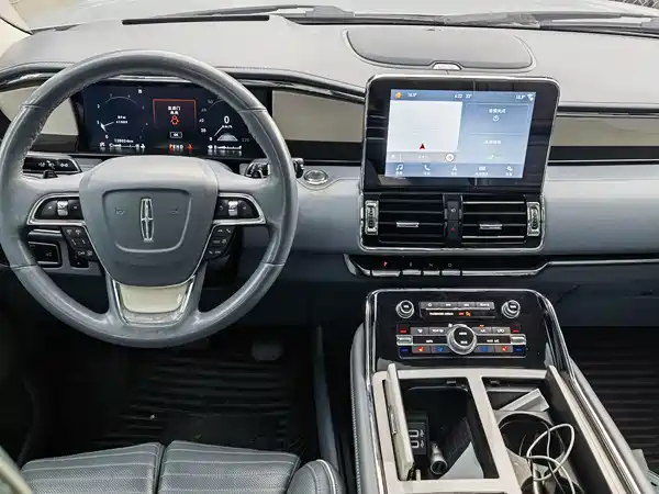 Lincoln Navigator 2019