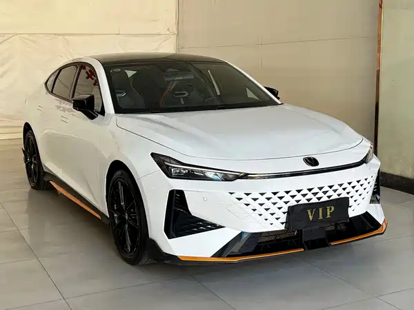 Changan UNI-V 2024