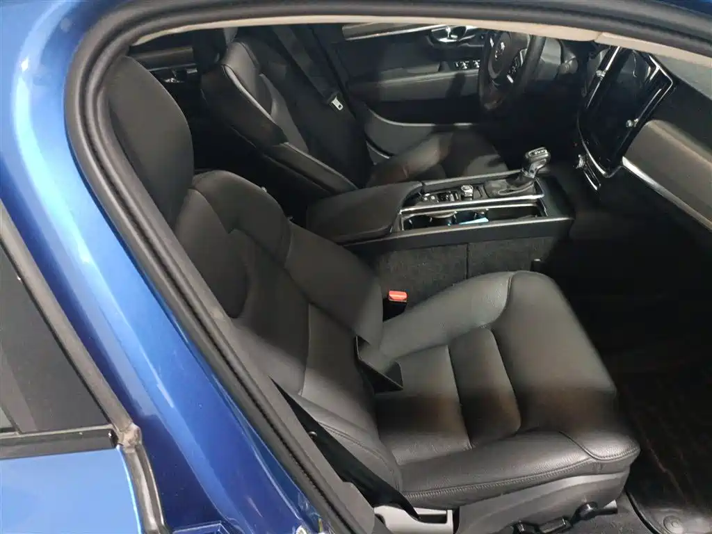 Volvo S90 2020 — фото 19