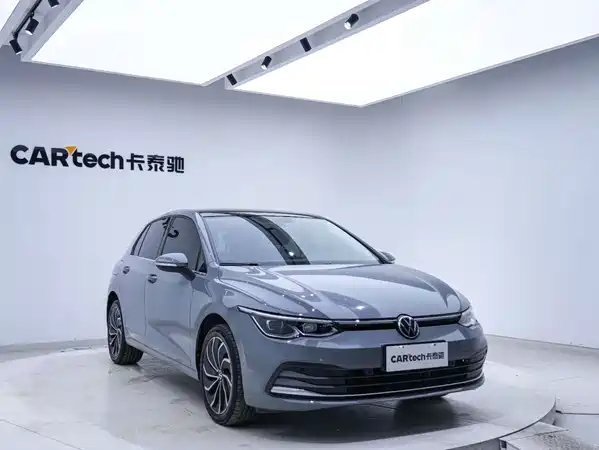 Volkswagen Golf 2022