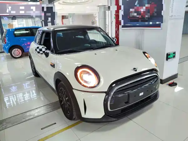 MINI 2022