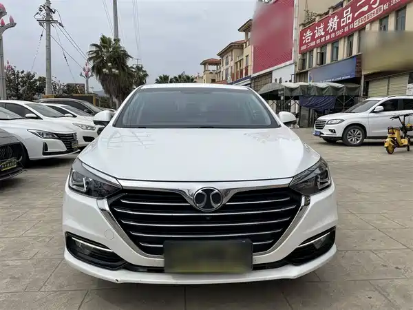 BAIC Shenbao D50 2019