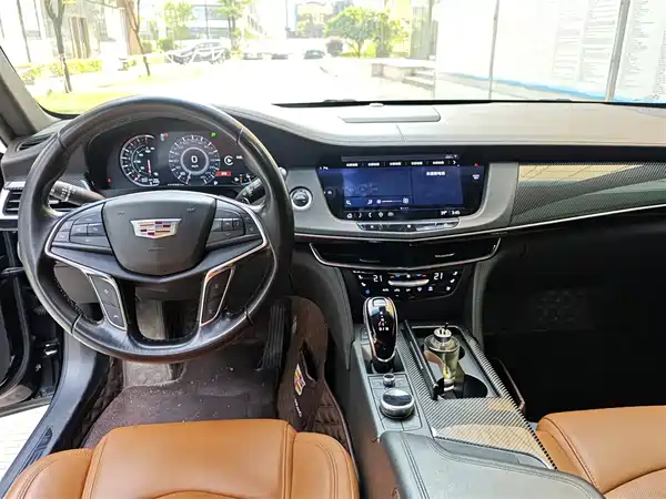 Cadillac CT6 2021