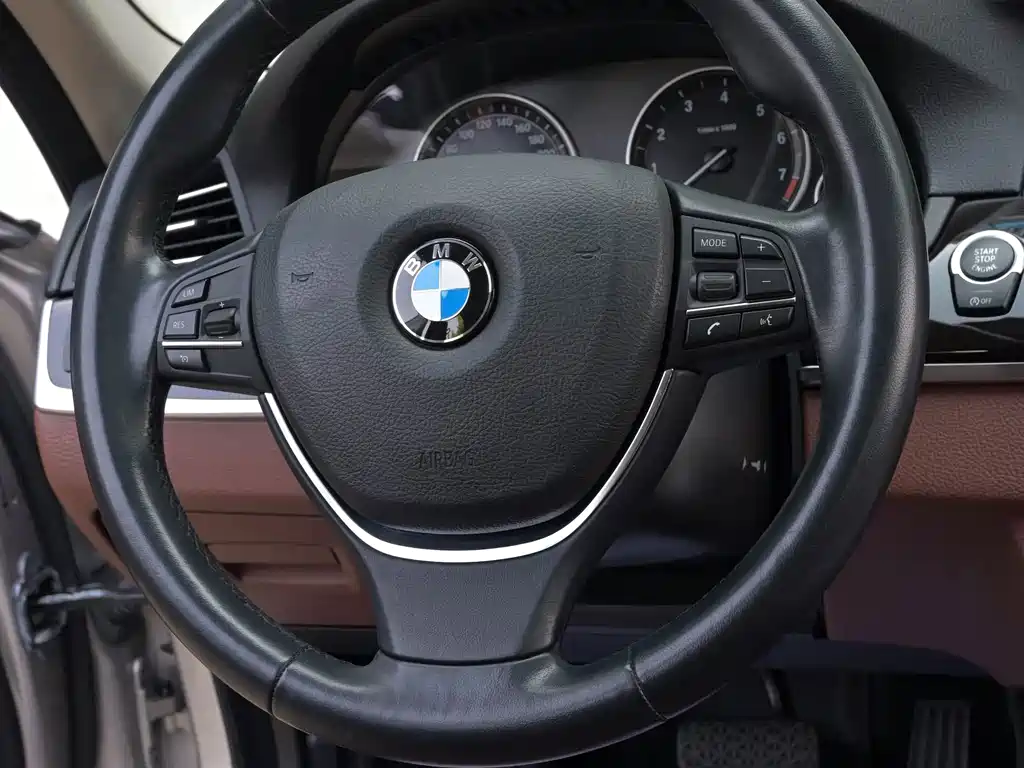 BMW 5 Series 2015