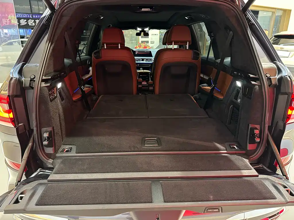 BMW X7 2020 — фото 24