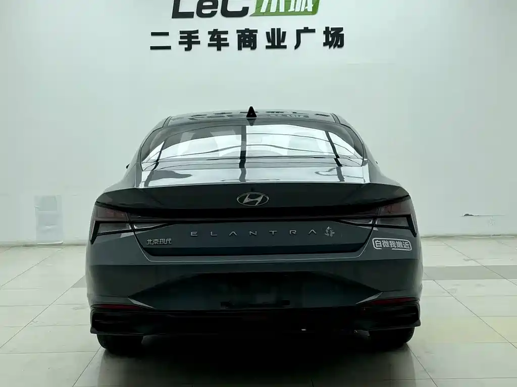Hyundai Elantra 2021 — фото 4