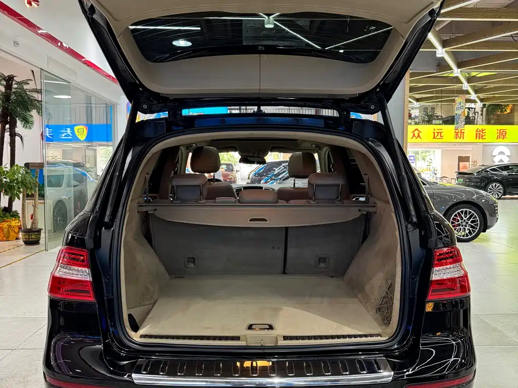 Mercedes-Benz M-Class 2015 — фото 12