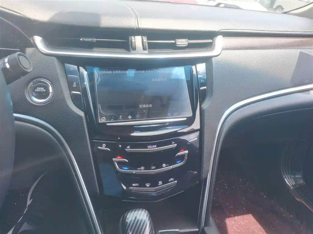 Cadillac XTS 2018 — фото 13