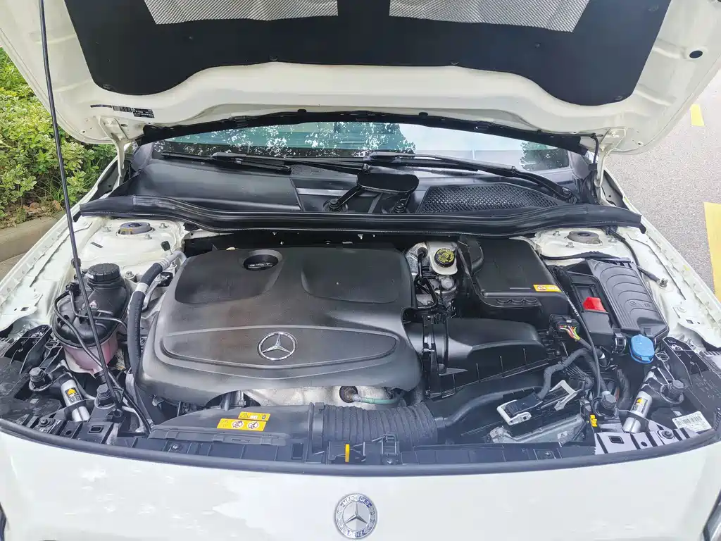 Mercedes-Benz GLA 2015 — фото 14
