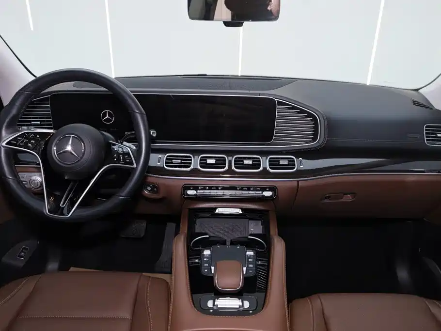 Mercedes-Benz GLE 2025 — фото 10