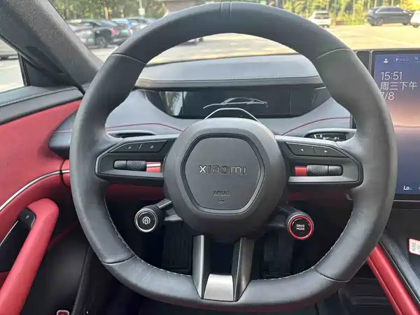 Xiaomi SU7 2024