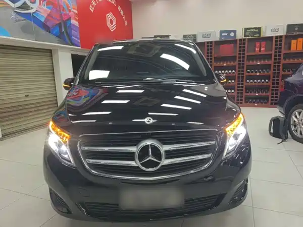 Mercedes-Benz V-Class 2019