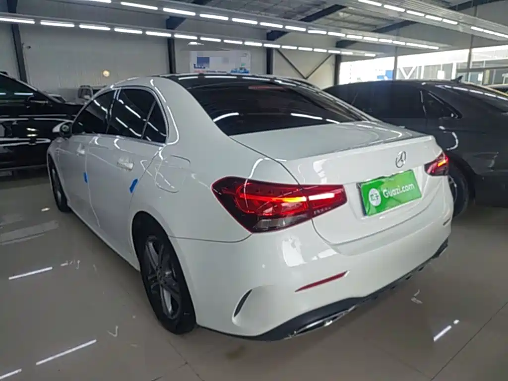 Mercedes-Benz A-Class 2022 — фото 5
