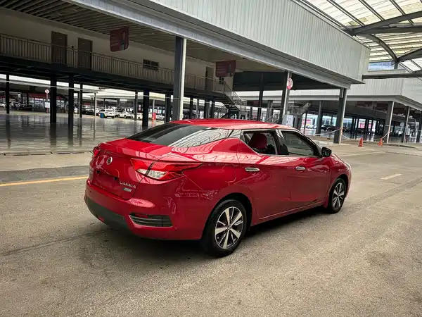 Nissan Bluebird 2018