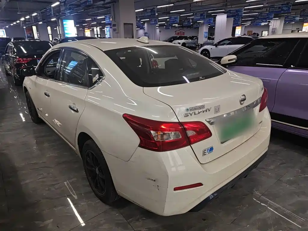 Nissan Sylphy EV 2019 — фото 23