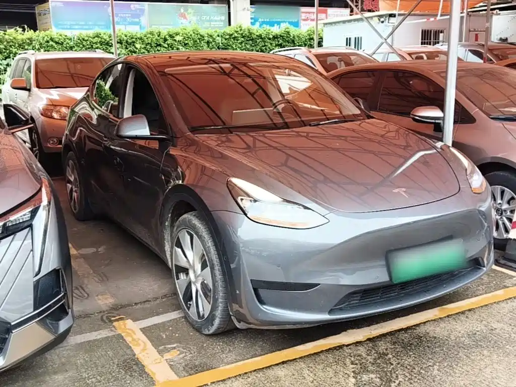 Tesla Model Y 2022 — фото 4