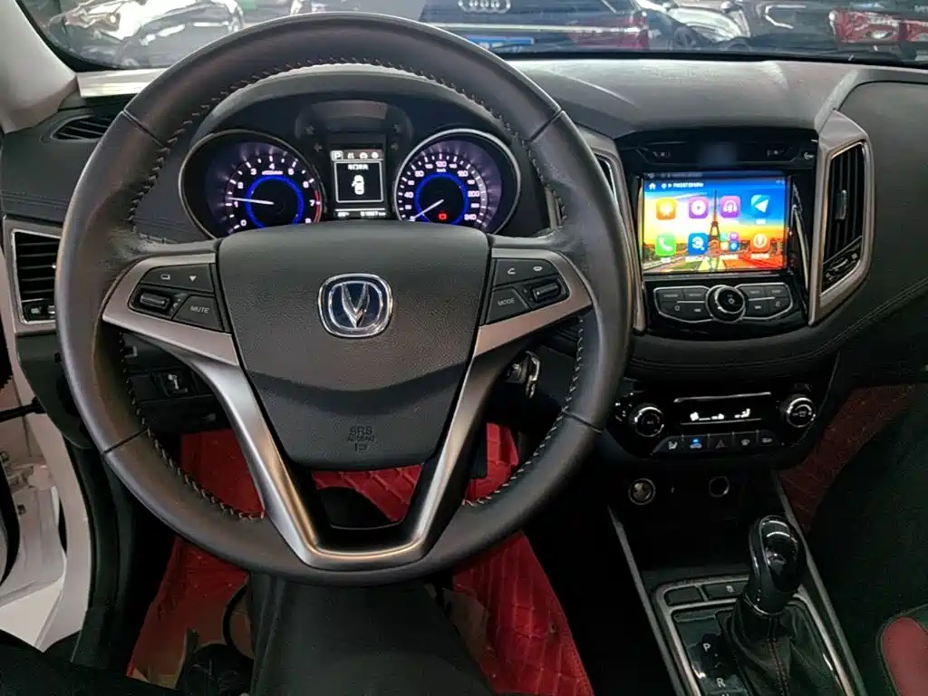 Changan Eado XT 2018 — фото 10