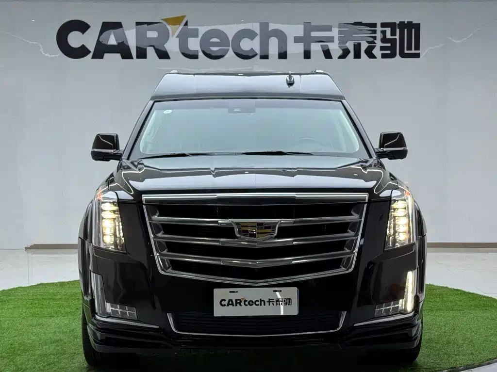 Cadillac Escalade 2018 — фото 6