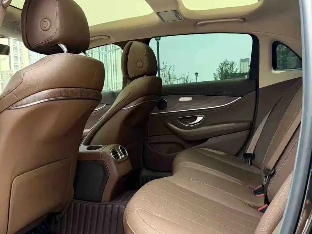 Mercedes-Benz E-Class 2020