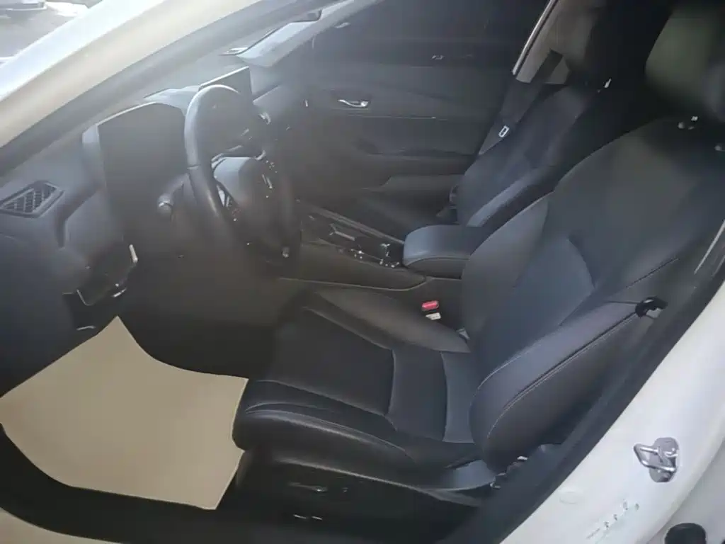 Honda Inspire 2023 — фото 15