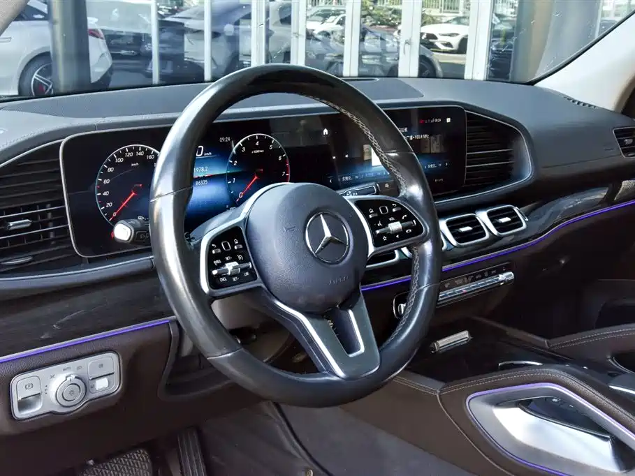 Mercedes-Benz GLE 2020 — фото 12