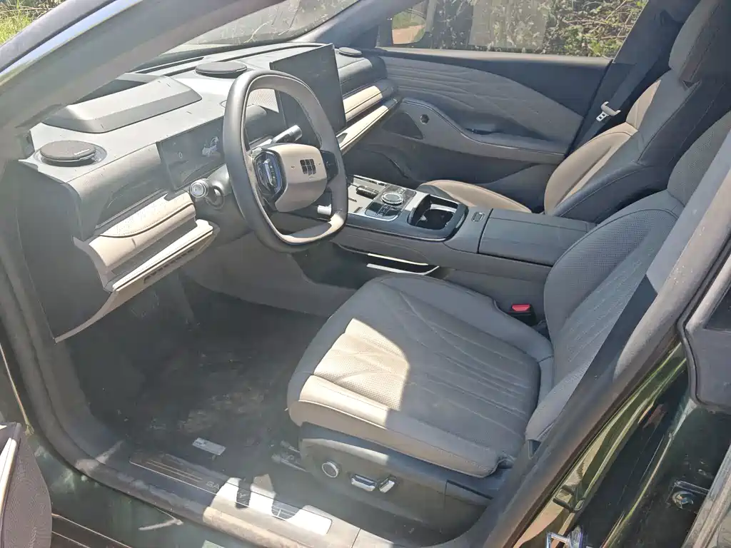 Geely Galaxy Starshine 8 2026 — фото 13