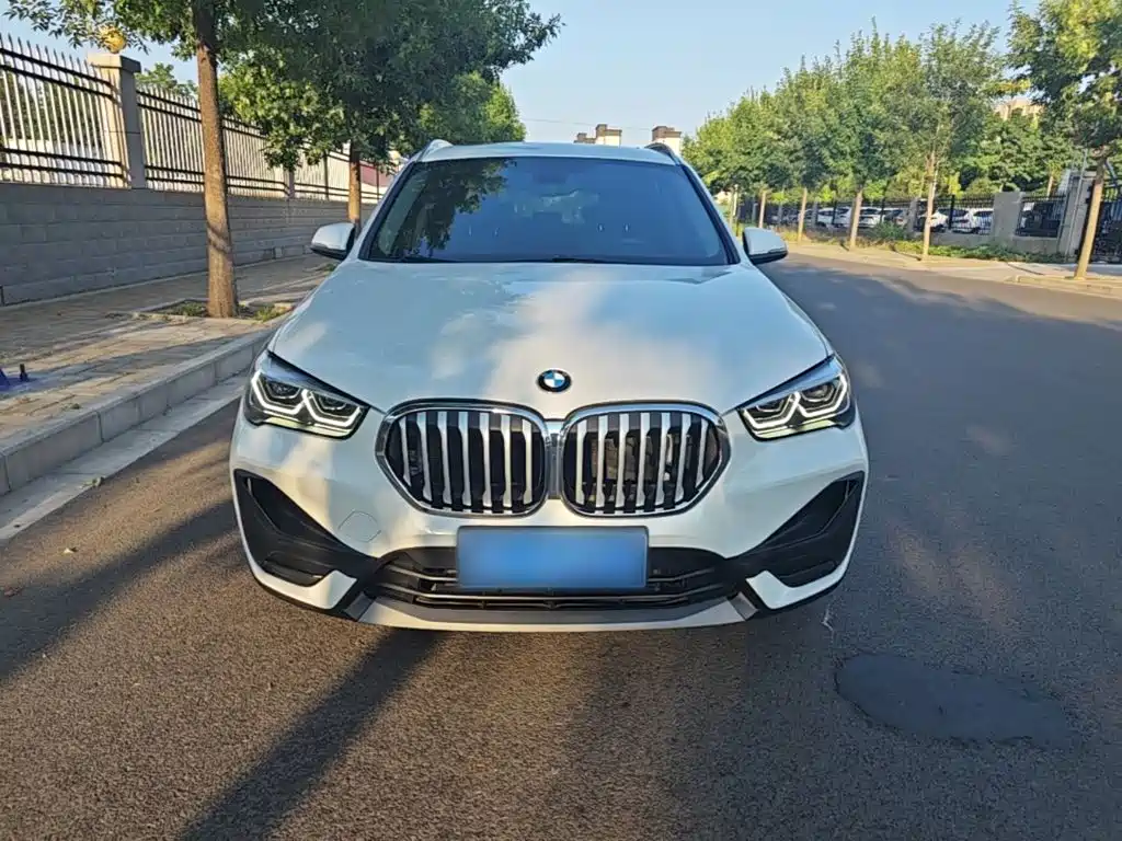 BMW X1 2020 — фото 3