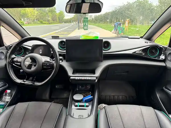 BYD Dolphin 2023