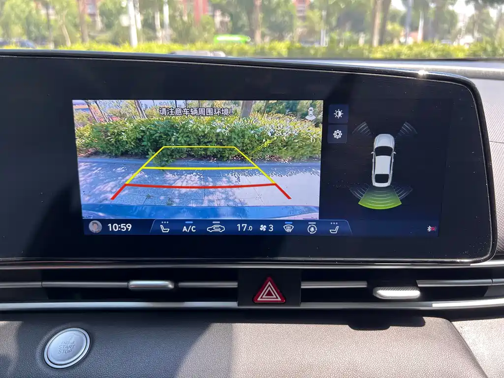 Hyundai Elantra 2023 — фото 20