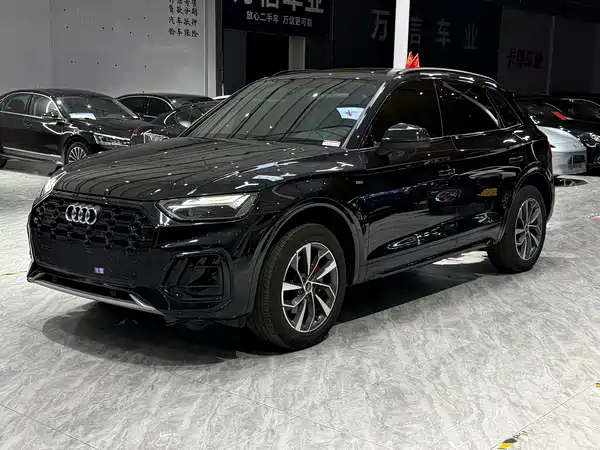 Audi Q5L 2025