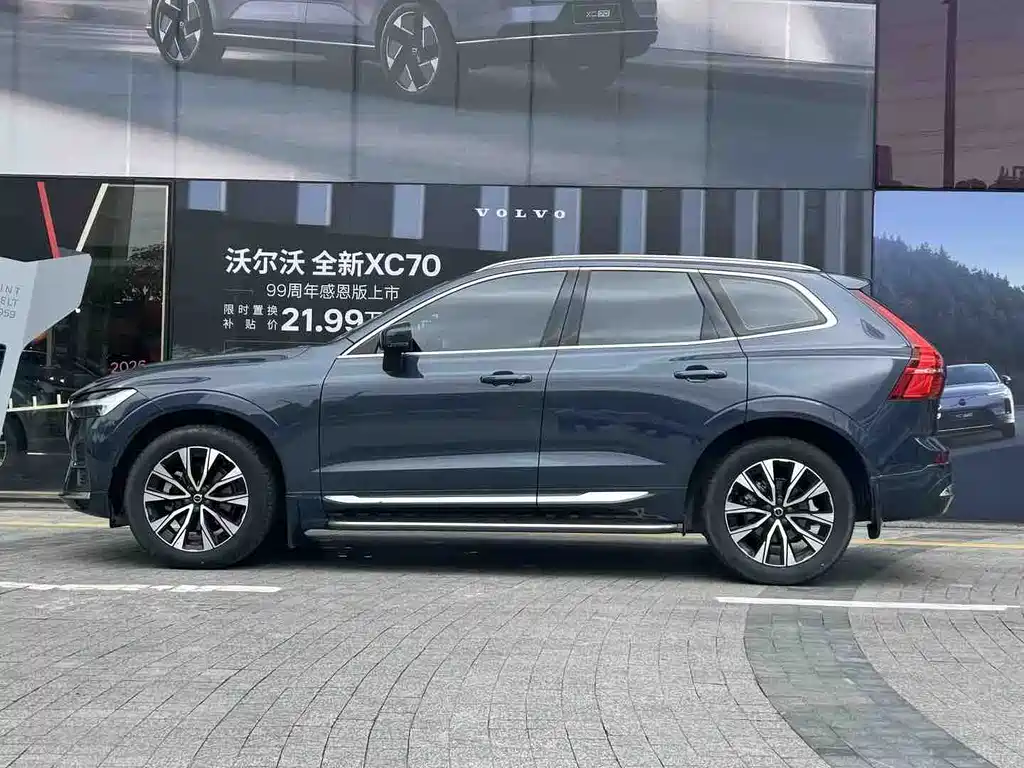 Volvo XC60 2024 — фото 5