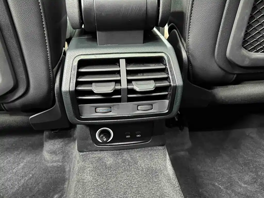 Audi Q3 2022 — фото 15