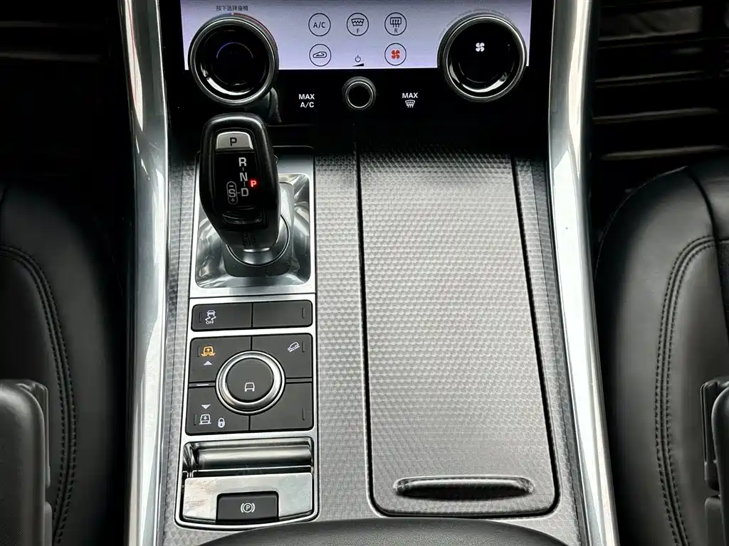 Land Rover Range Rover Sport 2018 — фото 28