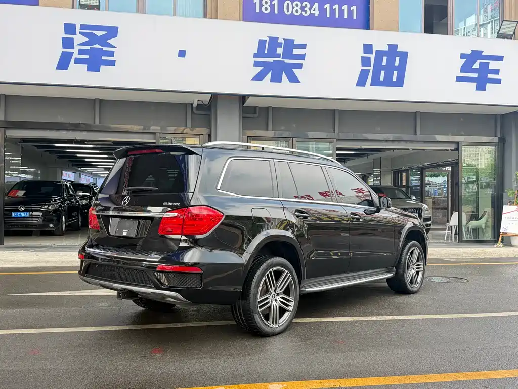 Mercedes-Benz GL-Class 2016 — фото 14