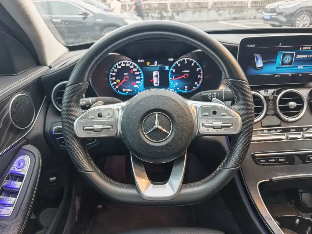 Mercedes-Benz C-Class 2020 — фото 13