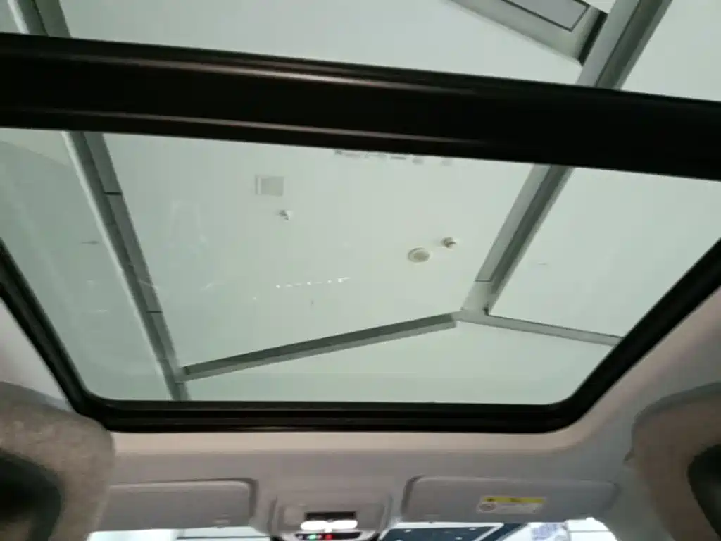 Buick E5 2025 — фото 18