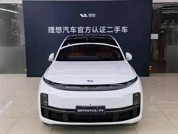 Li Auto L7 2025