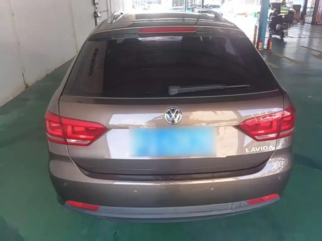 Volkswagen Gran Lavida 2015