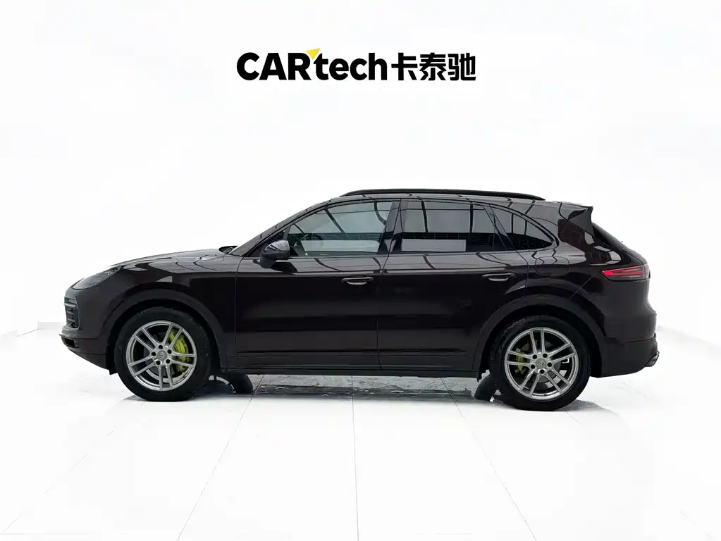 Porsche Cayenne New Energy 2020 — фото 3