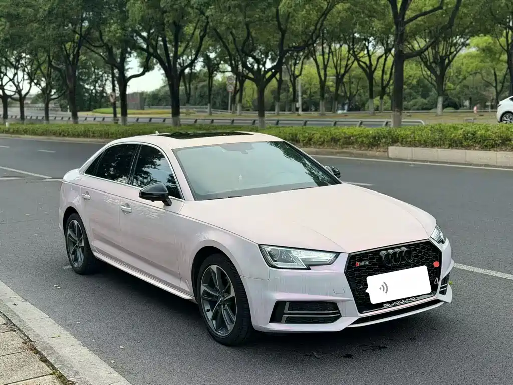Audi A4L 2019