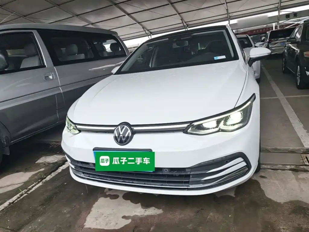 Volkswagen Golf 2022