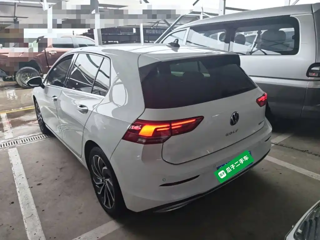 Volkswagen Golf 2022