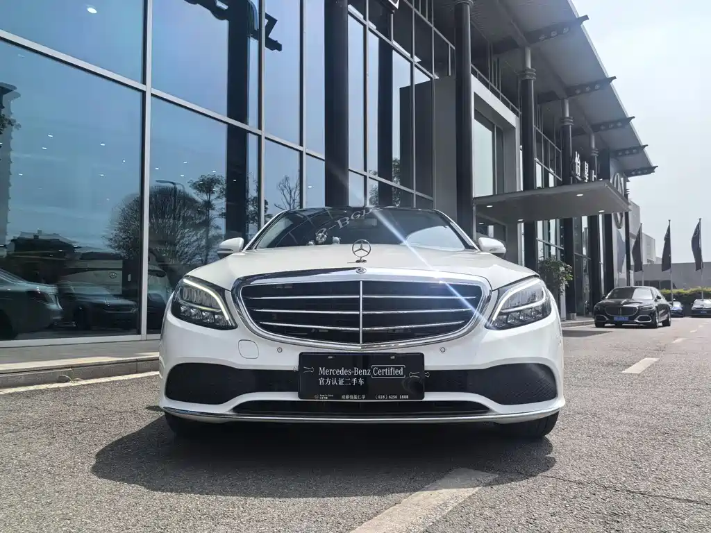 Mercedes-Benz C-Class 2019 — фото 3
