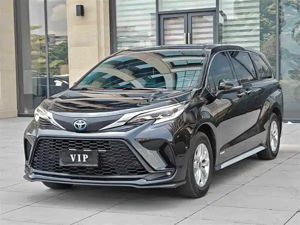 Toyota Granvia 2024