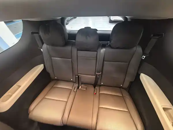 Li Auto MEGA 2024