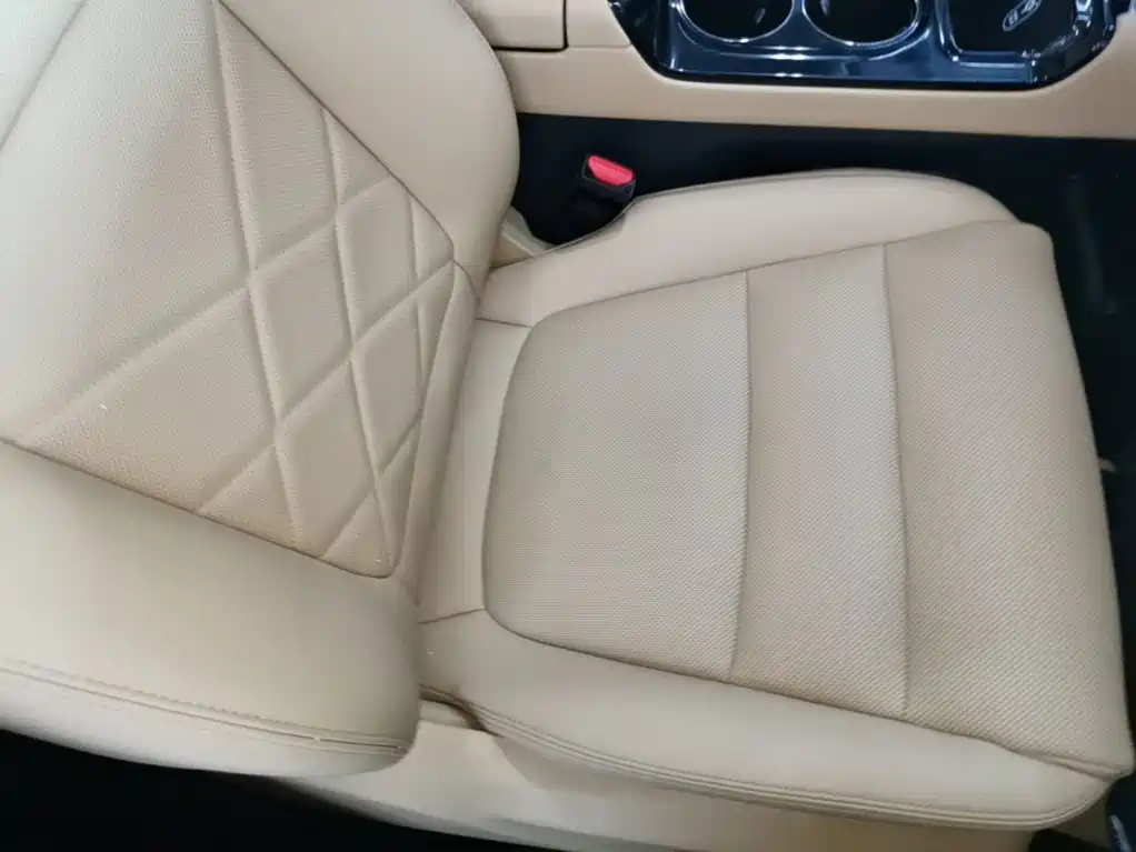 GAC Trumpchi E8 PHEV 2025 — фото 25