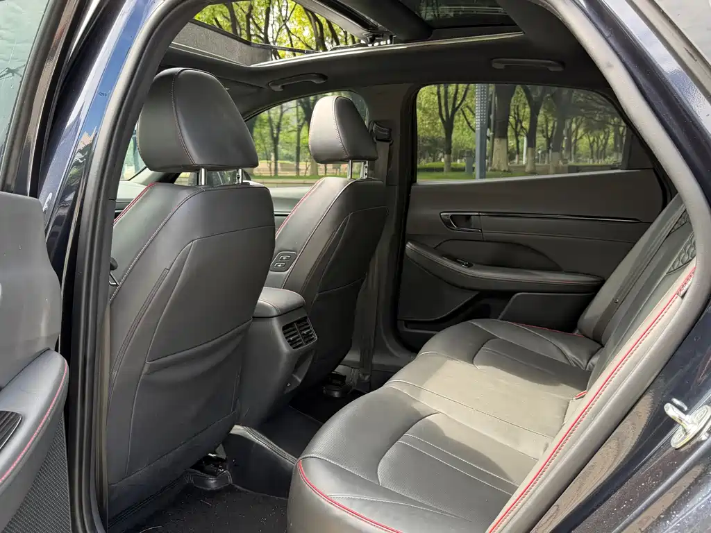Hyundai Sonata 2020 — фото 20