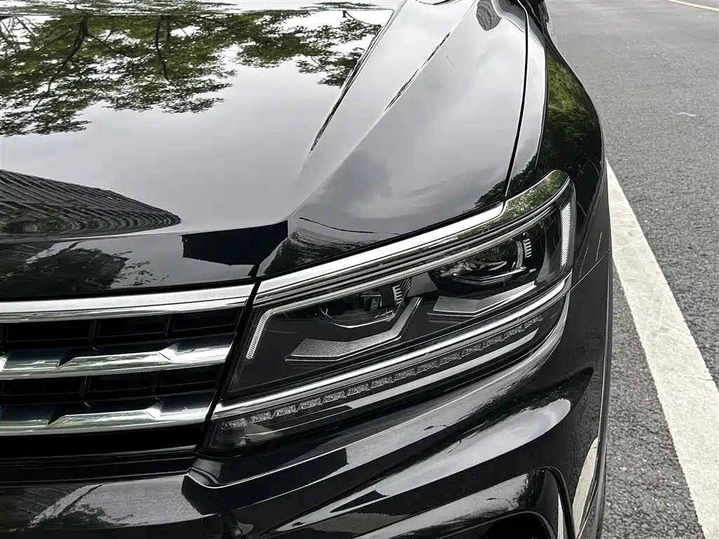 Volkswagen Tiguan L 2020 — фото 16