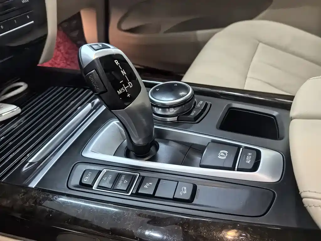 BMW X5 2015 — фото 13