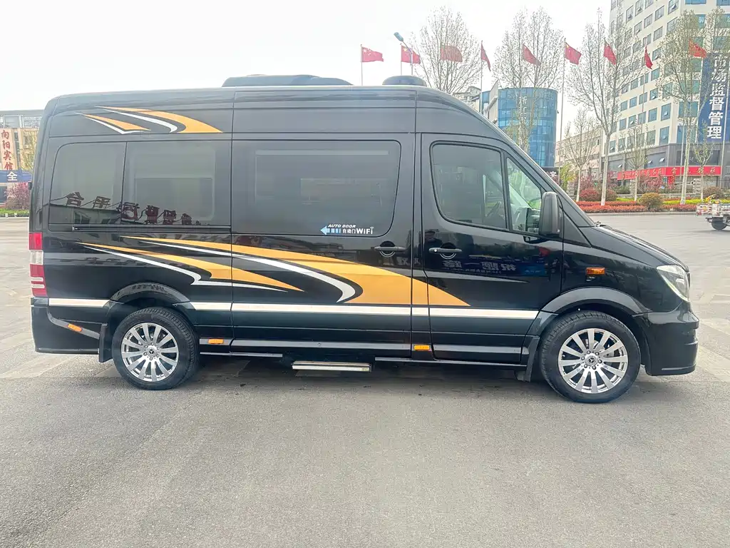 Mercedes-Benz Sprinter 2018 — фото 4